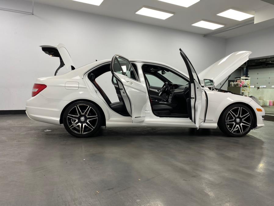 Used Mercedes-Benz C-Class 4dr Sdn C 250 Sport RWD 2014 | M Auto Group. Elizabeth, New Jersey Used Mercedes-Benz C-Class 4dr Sdn C 250 Sport RWD 2014 | M Auto Group. Elizabeth, New Jersey
