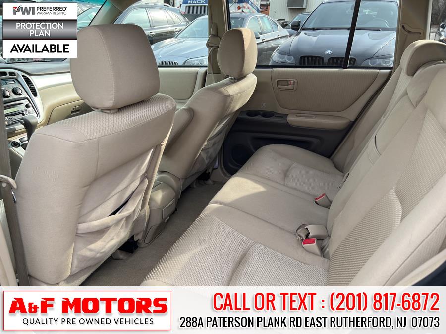 Used Toyota Highlander 4dr 4-Cyl 4WD 2005 | A&F Motors LLC. East Rutherford, New Jersey Used Toyota Highlander 4dr 4-Cyl 4WD 2005 | A&F Motors LLC. East Rutherford, New Jersey