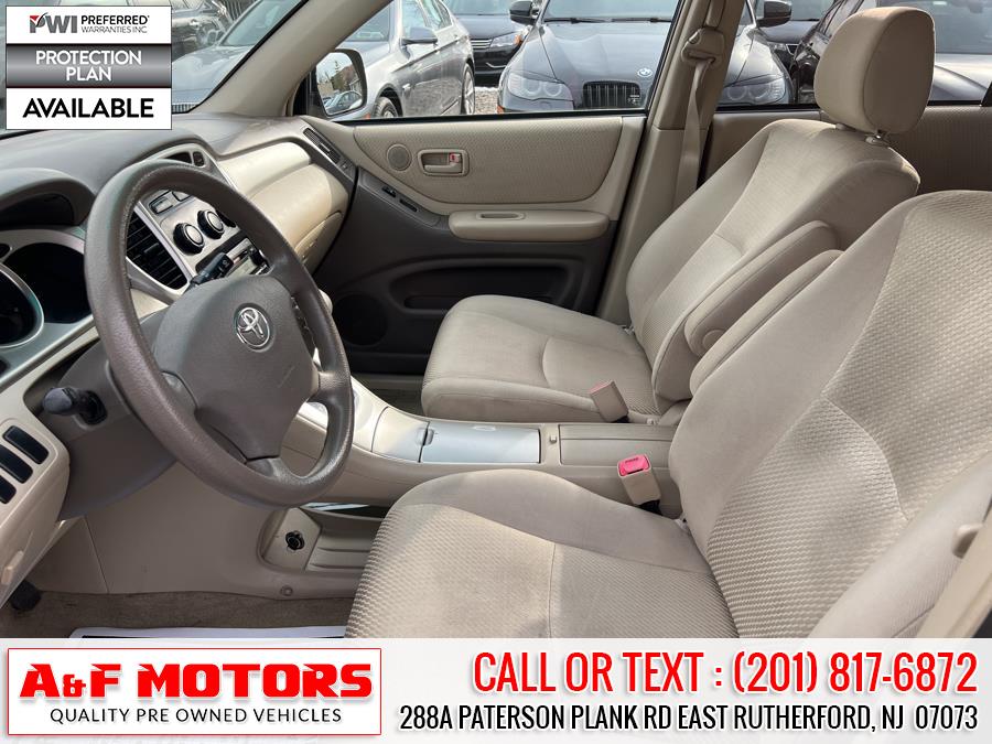 Used Toyota Highlander 4dr 4-Cyl 4WD 2005 | A&F Motors LLC. East Rutherford, New Jersey Used Toyota Highlander 4dr 4-Cyl 4WD 2005 | A&F Motors LLC. East Rutherford, New Jersey