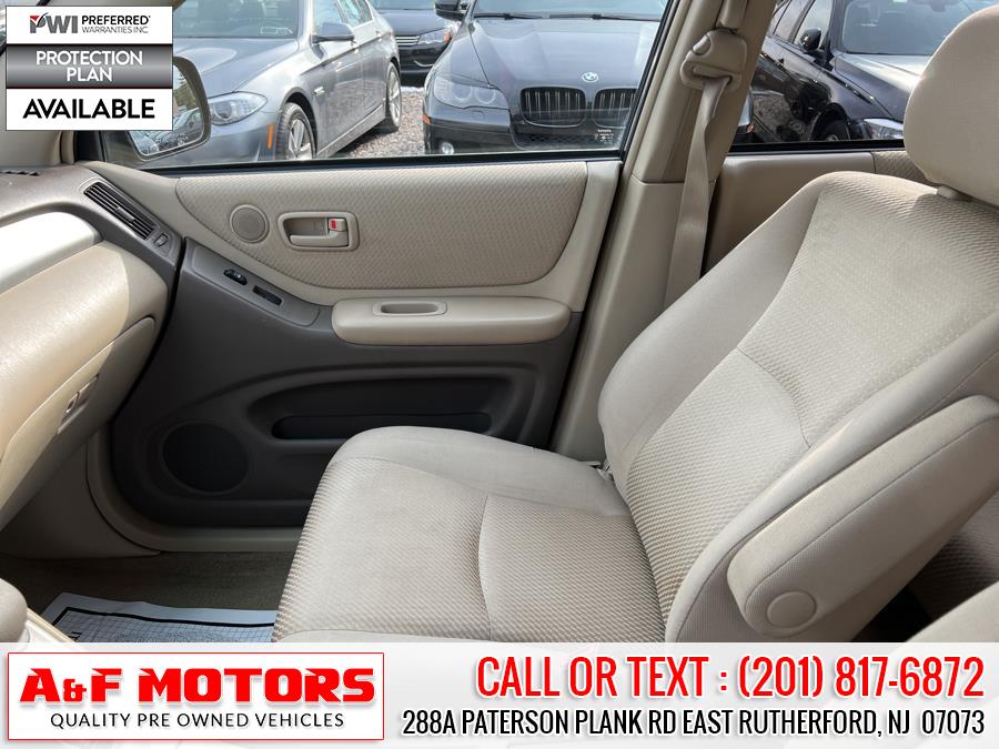 Used Toyota Highlander 4dr 4-Cyl 4WD 2005 | A&F Motors LLC. East Rutherford, New Jersey Used Toyota Highlander 4dr 4-Cyl 4WD 2005 | A&F Motors LLC. East Rutherford, New Jersey