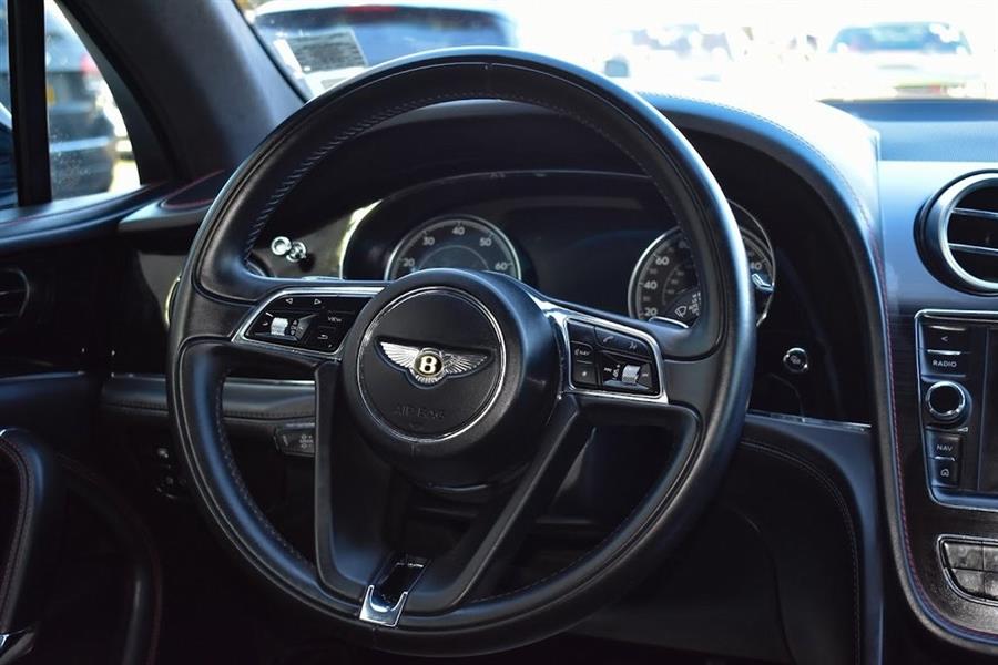 Used Bentley Bentayga V8 2019 | Certified Performance Motors. Valley Stream, New York