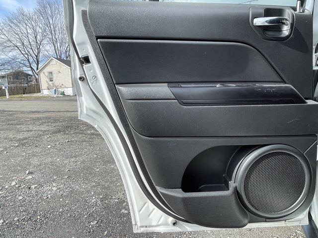 Used Jeep Patriot Latitude 2016 | Blasius of Danbury. Danbury, Connecticut Used Jeep Patriot Latitude 2016 | Blasius of Danbury. Danbury, Connecticut