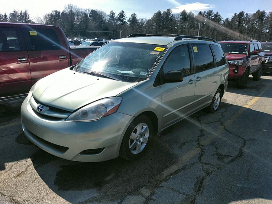 2008 Toyota Sienna CE 8-Passenger photo