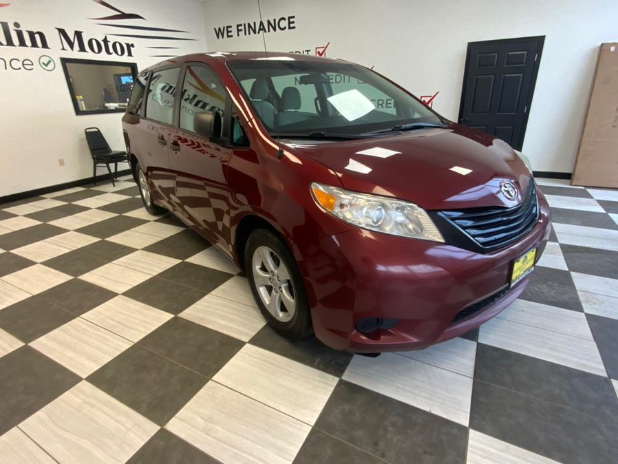 Used Toyota Sienna 5dr 7-Pass Van V6 L FWD 2014 | Franklin Motors Auto Sales LLC. Hartford, Connecticut