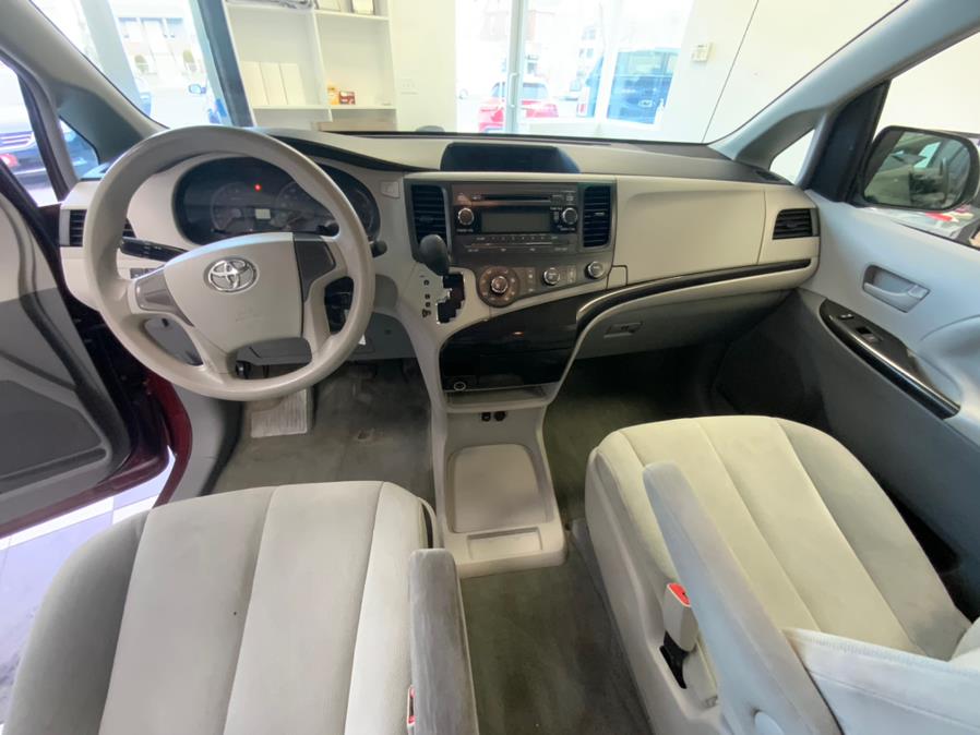 2014 Toyota Sienna 5dr 7-Pass Van V6 L FWD, available for sale in Hartford, Connecticut | Franklin Motors Auto Sales LLC. Hartford, Connecticut 2014 Toyota Sienna 5dr 7-Pass Van V6 L FWD, available for sale in Hartford, Connecticut | Franklin Motors Auto Sales LLC. Hartford, Connecticut
