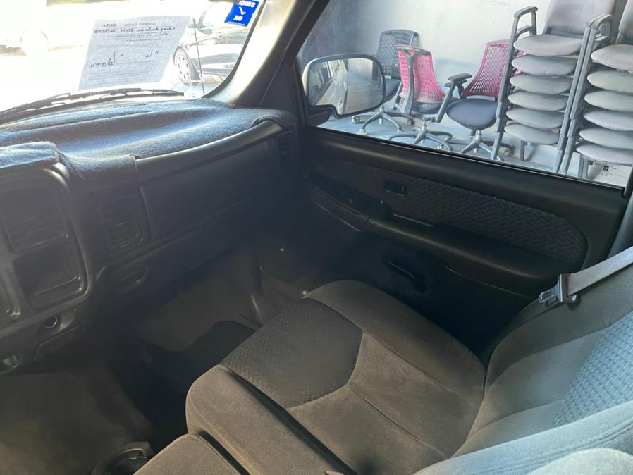 2004 Chevrolet Avalanche 1500 5dr Crew Cab 130" WB Z66, available for sale in Garden Grove, California | U Save Auto Auction. Garden Grove, California 2004 Chevrolet Avalanche 1500 5dr Crew Cab 130" WB Z66, available for sale in Garden Grove, California | U Save Auto Auction. Garden Grove, California
