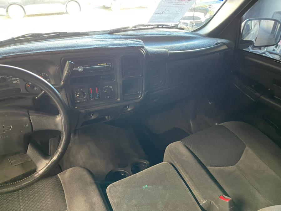 2004 Chevrolet Avalanche 1500 5dr Crew Cab 130" WB Z66, available for sale in Garden Grove, California | U Save Auto Auction. Garden Grove, California 2004 Chevrolet Avalanche 1500 5dr Crew Cab 130" WB Z66, available for sale in Garden Grove, California | U Save Auto Auction. Garden Grove, California