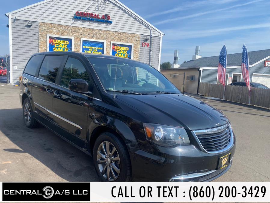 Used Chrysler Town & Country 4dr Wgn S 2015 | Central A/S LLC. East Windsor, Connecticut Used Chrysler Town & Country 4dr Wgn S 2015 | Central A/S LLC. East Windsor, Connecticut