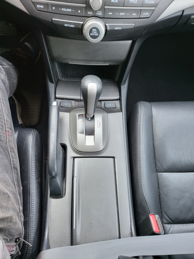 Used Honda Accord Sdn 4dr I4 Auto SE 2012 | Dealmax Motors LLC. Bristol, Connecticut