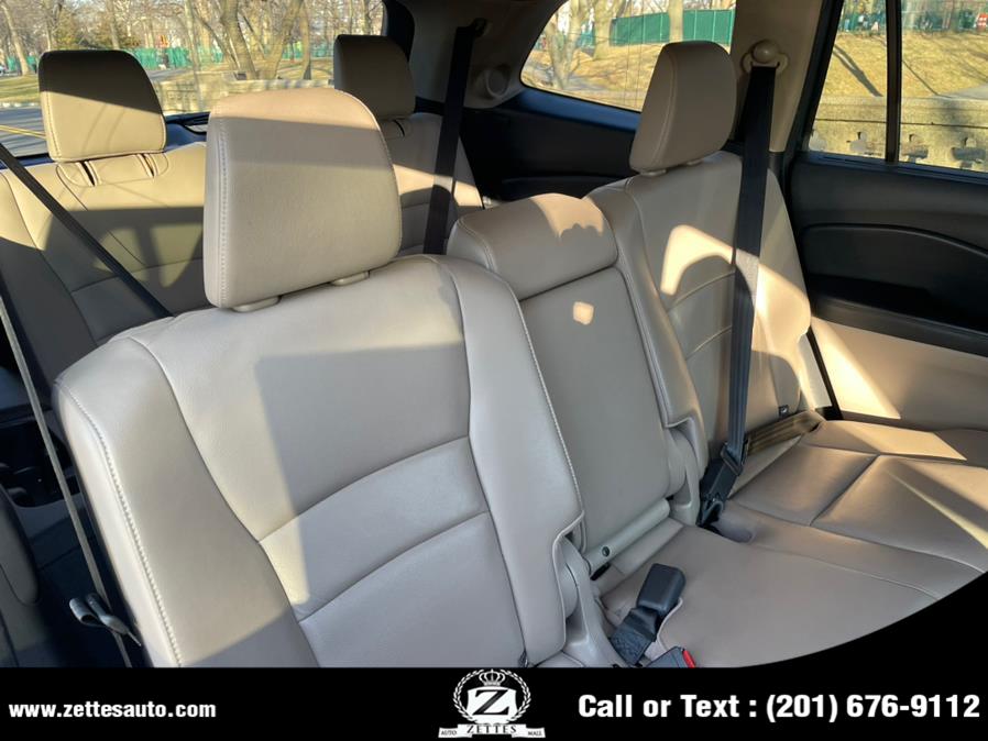 2016 Honda Pilot AWD 4dr Touring w/RES & Navi, available for sale in Jersey City, New Jersey | Zettes Auto Mall. Jersey City, New Jersey 2016 Honda Pilot AWD 4dr Touring w/RES & Navi, available for sale in Jersey City, New Jersey | Zettes Auto Mall. Jersey City, New Jersey