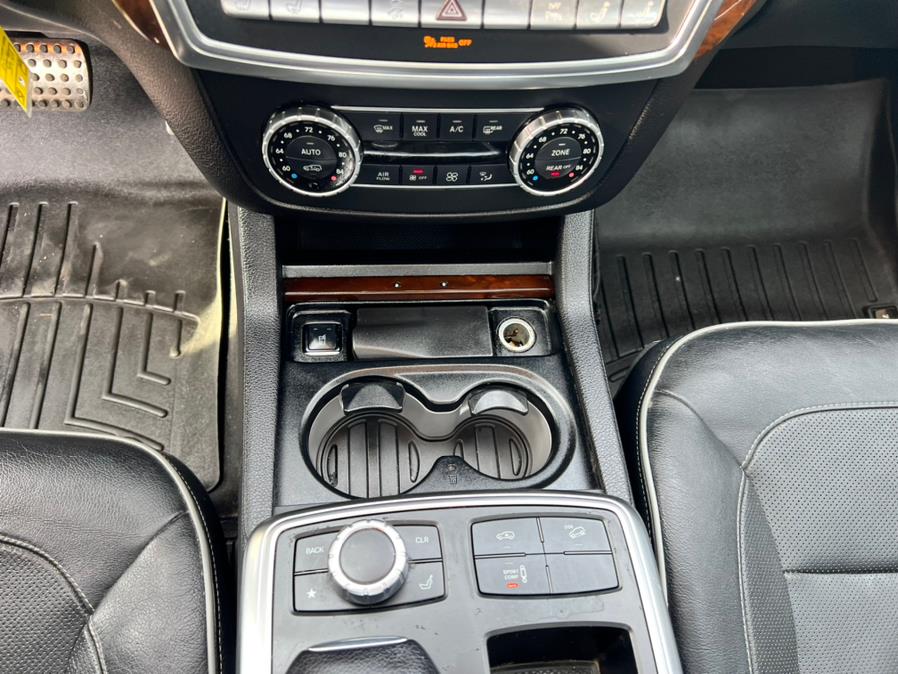 2014 Mercedes-Benz GL-Class 4MATIC 4dr GL550, available for sale in New Windsor, New York | Prestige Pre-Owned Motors Inc. New Windsor, New York 2014 Mercedes-Benz GL-Class 4MATIC 4dr GL550, available for sale in New Windsor, New York | Prestige Pre-Owned Motors Inc. New Windsor, New York