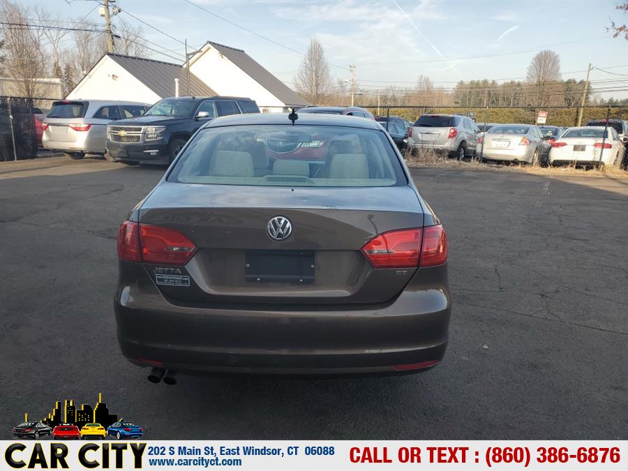 2014 Volkswagen Jetta Sedan 4dr Auto SE PZEV, available for sale in East Windsor, Connecticut | Car City LLC. East Windsor, Connecticut 2014 Volkswagen Jetta Sedan 4dr Auto SE PZEV, available for sale in East Windsor, Connecticut | Car City LLC. East Windsor, Connecticut