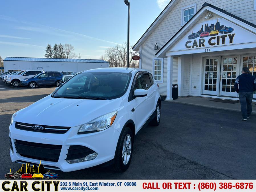 2015 Ford Escape 4WD 4dr SE, available for sale in East Windsor, Connecticut | Car City LLC. East Windsor, Connecticut 2015 Ford Escape 4WD 4dr SE, available for sale in East Windsor, Connecticut | Car City LLC. East Windsor, Connecticut