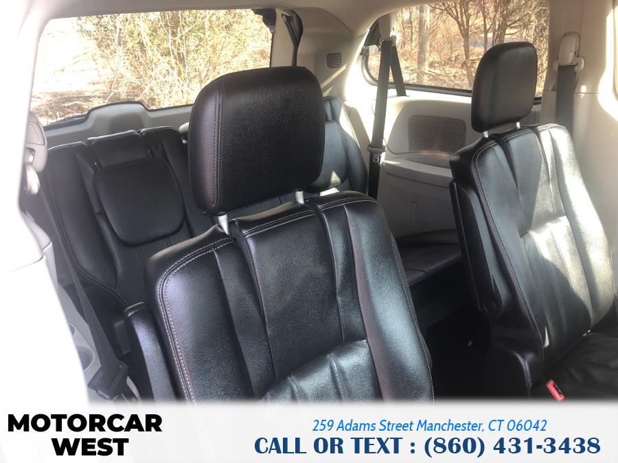 Used Chrysler Town & Country 4dr Wgn Touring 2014 | Motorcar West. Manchester, Connecticut Used Chrysler Town & Country 4dr Wgn Touring 2014 | Motorcar West. Manchester, Connecticut