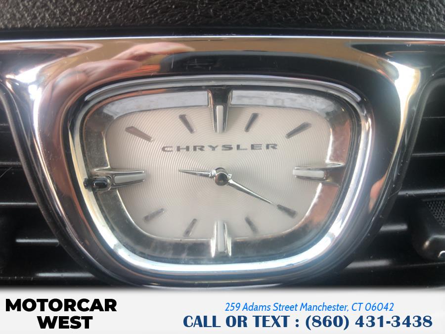 Used Chrysler Town & Country 4dr Wgn Touring 2014 | Motorcar West. Manchester, Connecticut Used Chrysler Town & Country 4dr Wgn Touring 2014 | Motorcar West. Manchester, Connecticut