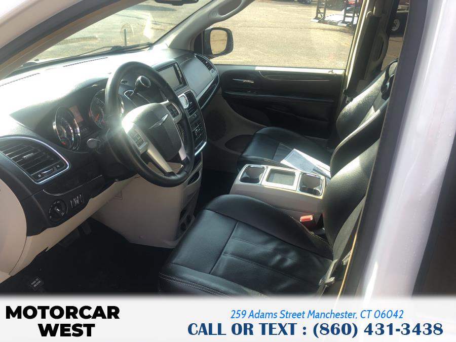 Used Chrysler Town & Country 4dr Wgn Touring 2014 | Motorcar West. Manchester, Connecticut Used Chrysler Town & Country 4dr Wgn Touring 2014 | Motorcar West. Manchester, Connecticut