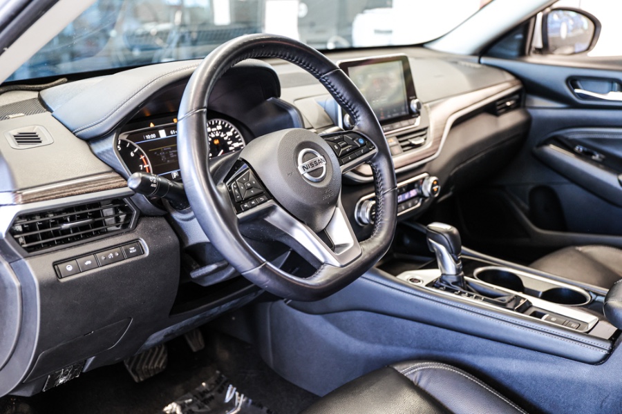 2020 Nissan Altima 2.5 SL Sedan, available for sale in ELMONT, New York | 26 Motors Long Island. ELMONT, New York 2020 Nissan Altima 2.5 SL Sedan, available for sale in ELMONT, New York | 26 Motors Long Island. ELMONT, New York