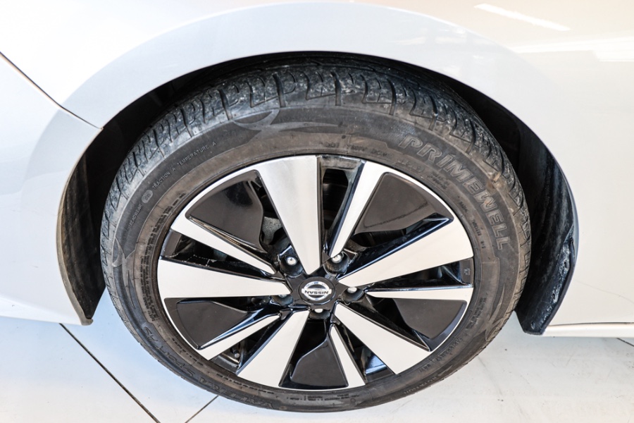 2020 Nissan Altima 2.5 SL Sedan, available for sale in ELMONT, New York | 26 Motors Long Island. ELMONT, New York 2020 Nissan Altima 2.5 SL Sedan, available for sale in ELMONT, New York | 26 Motors Long Island. ELMONT, New York