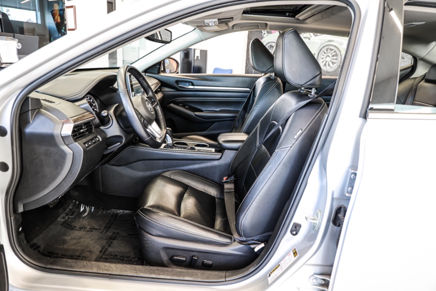 2020 Nissan Altima 2.5 SL Sedan, available for sale in ELMONT, New York | 26 Motors Long Island. ELMONT, New York 2020 Nissan Altima 2.5 SL Sedan, available for sale in ELMONT, New York | 26 Motors Long Island. ELMONT, New York