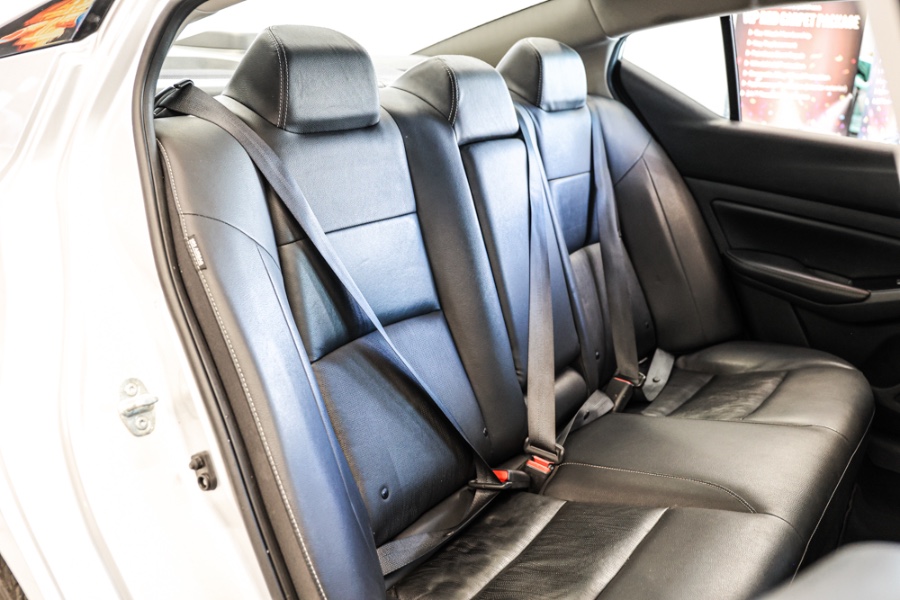 2020 Nissan Altima 2.5 SL Sedan, available for sale in ELMONT, New York | 26 Motors Long Island. ELMONT, New York 2020 Nissan Altima 2.5 SL Sedan, available for sale in ELMONT, New York | 26 Motors Long Island. ELMONT, New York