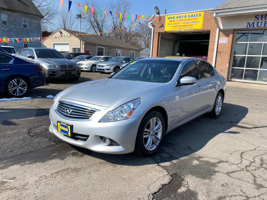 2015 INFINITI Q40 4dr Sdn AWD / Navi, available for sale in Hartford, Connecticut | VEB Auto Sales. Hartford, Connecticut