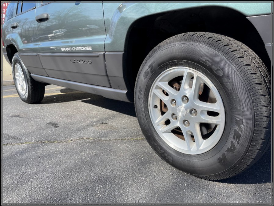 Used Jeep Grand Cherokee 4dr Laredo 4WD 2004 | My Auto Inc.. Huntington Station, New York Used Jeep Grand Cherokee 4dr Laredo 4WD 2004 | My Auto Inc.. Huntington Station, New York