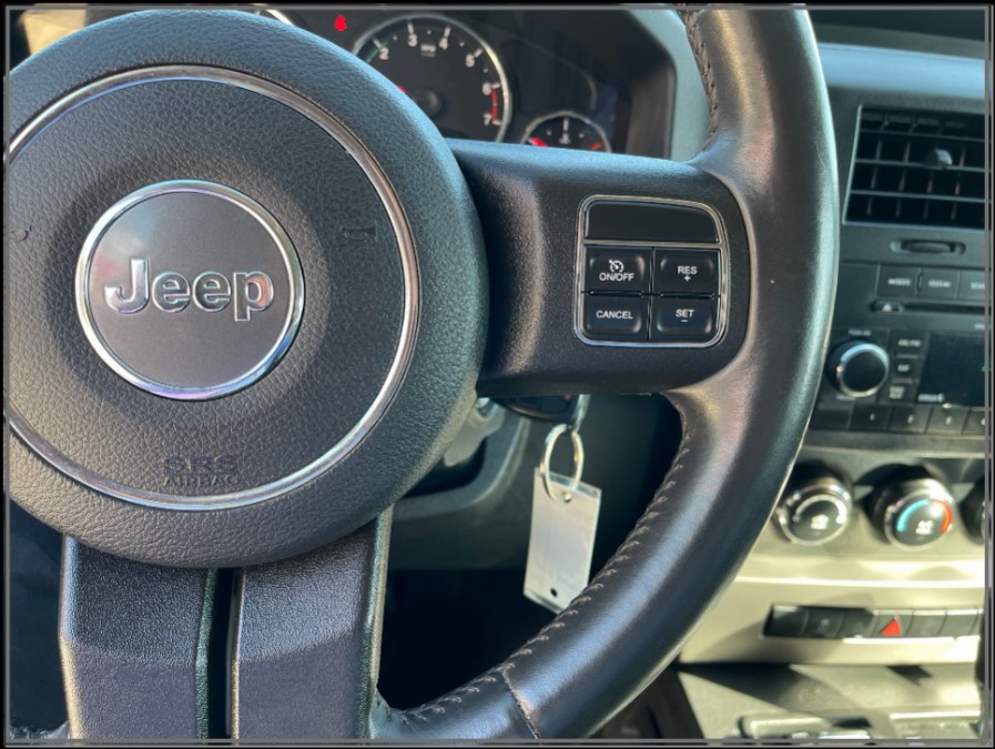 2012 Jeep Liberty 4WD 4dr Sport, available for sale in Huntington Station, New York | My Auto Inc.. Huntington Station, New York 2012 Jeep Liberty 4WD 4dr Sport, available for sale in Huntington Station, New York | My Auto Inc.. Huntington Station, New York