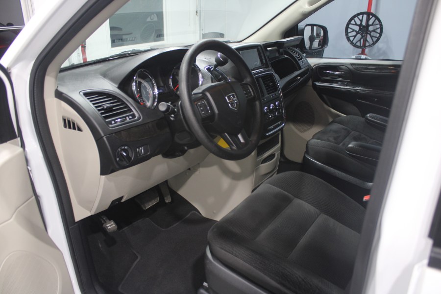 Used Dodge Grand Caravan SE Wagon 2019 | Auto Gallery. Lodi, New Jersey Used Dodge Grand Caravan SE Wagon 2019 | Auto Gallery. Lodi, New Jersey