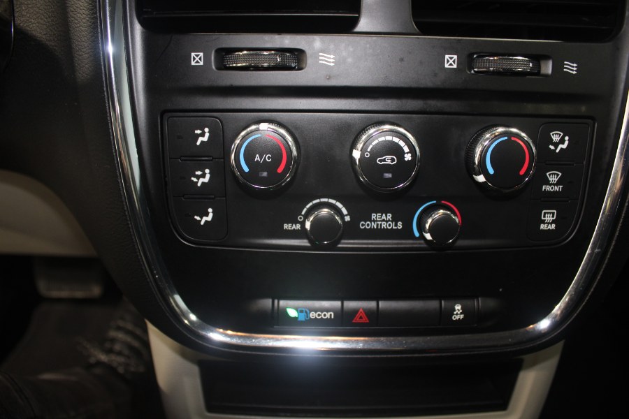 Used Dodge Grand Caravan SE Wagon 2019 | Auto Gallery. Lodi, New Jersey Used Dodge Grand Caravan SE Wagon 2019 | Auto Gallery. Lodi, New Jersey