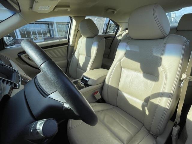 Used Ford Taurus Limited 2019 | Blasius Federal Road. Brookfield, Connecticut Used Ford Taurus Limited 2019 | Blasius Federal Road. Brookfield, Connecticut