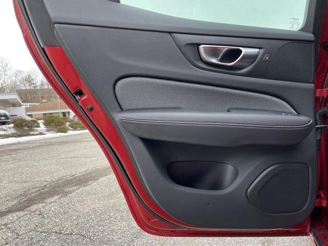 Used Volvo S60 T6 R-Design 2019 | Blasius of Danbury. Danbury, Connecticut Used Volvo S60 T6 R-Design 2019 | Blasius of Danbury. Danbury, Connecticut