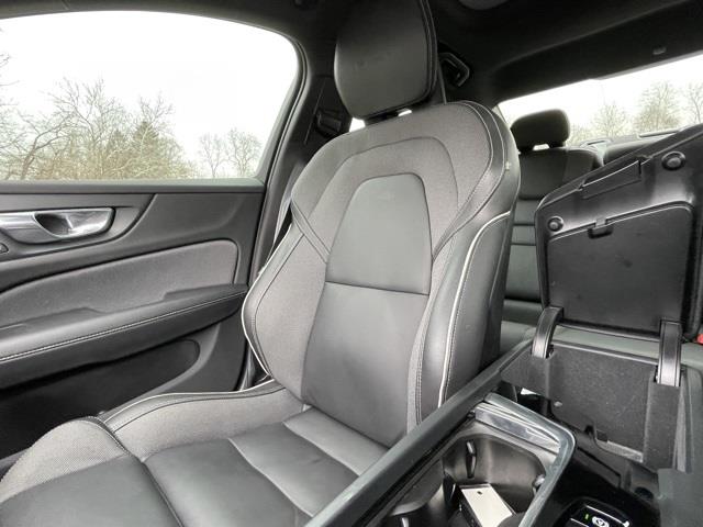 Used Volvo S60 T6 R-Design 2019 | Blasius of Danbury. Danbury, Connecticut Used Volvo S60 T6 R-Design 2019 | Blasius of Danbury. Danbury, Connecticut