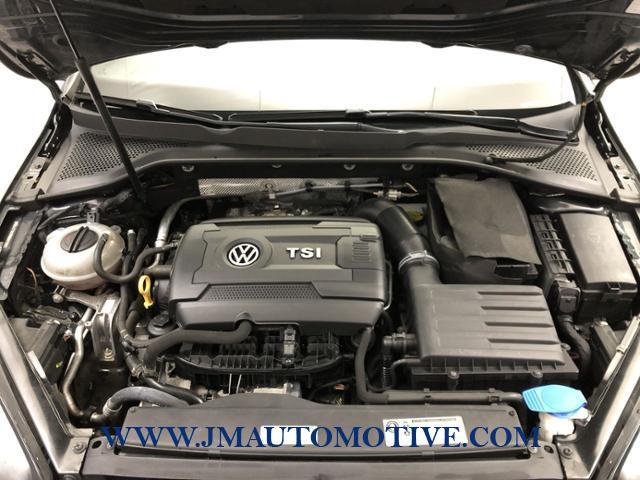 Used Volkswagen Golf Gti 2.0T 4-Door SE DSG 2017 | J&M Automotive Sls&Svc LLC. Naugatuck, Connecticut Used Volkswagen Golf Gti 2.0T 4-Door SE DSG 2017 | J&M Automotive Sls&Svc LLC. Naugatuck, Connecticut