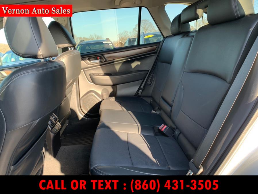 2015 Subaru Outback 4dr Wgn 2.5i Limited PZEV, available for sale in Manchester, Connecticut | Vernon Auto Sale & Service. Manchester, Connecticut 2015 Subaru Outback 4dr Wgn 2.5i Limited PZEV, available for sale in Manchester, Connecticut | Vernon Auto Sale & Service. Manchester, Connecticut