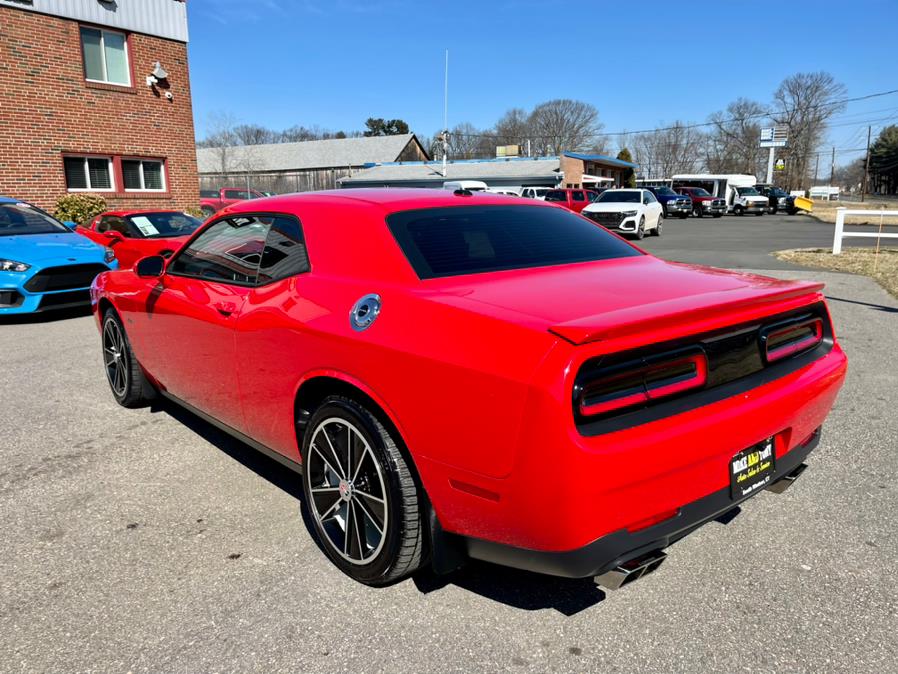 2015 Dodge Challenger 2dr Cpe R/T, available for sale in South Windsor, Connecticut | Mike And Tony Auto Sales, Inc. South Windsor, Connecticut 2015 Dodge Challenger 2dr Cpe R/T, available for sale in South Windsor, Connecticut | Mike And Tony Auto Sales, Inc. South Windsor, Connecticut