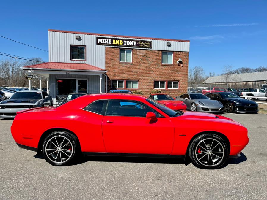 2015 Dodge Challenger 2dr Cpe R/T, available for sale in South Windsor, Connecticut | Mike And Tony Auto Sales, Inc. South Windsor, Connecticut 2015 Dodge Challenger 2dr Cpe R/T, available for sale in South Windsor, Connecticut | Mike And Tony Auto Sales, Inc. South Windsor, Connecticut