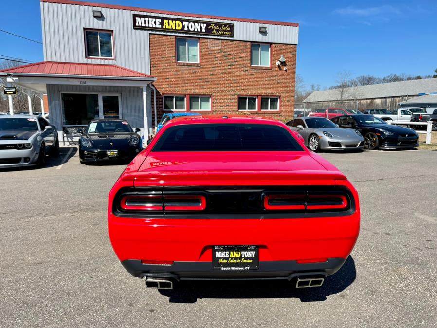2015 Dodge Challenger 2dr Cpe R/T, available for sale in South Windsor, Connecticut | Mike And Tony Auto Sales, Inc. South Windsor, Connecticut 2015 Dodge Challenger 2dr Cpe R/T, available for sale in South Windsor, Connecticut | Mike And Tony Auto Sales, Inc. South Windsor, Connecticut