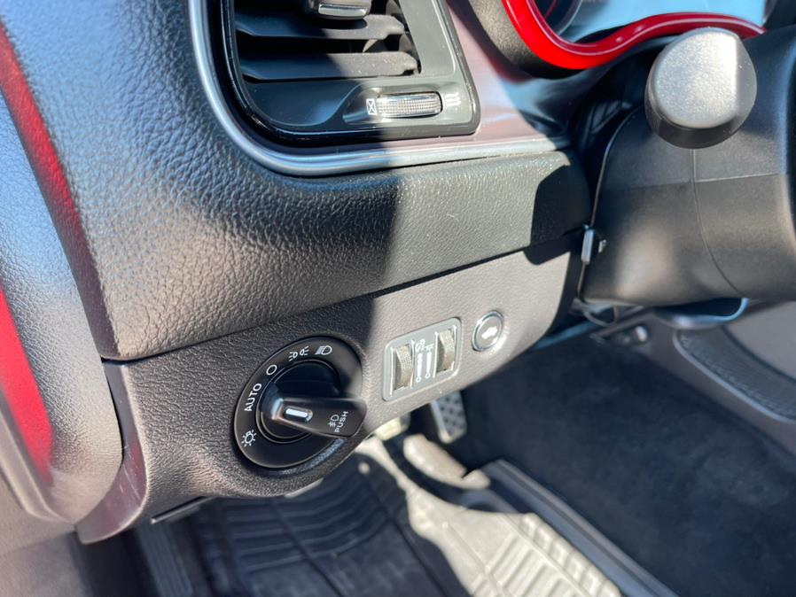 2015 Dodge Challenger 2dr Cpe R/T, available for sale in South Windsor, Connecticut | Mike And Tony Auto Sales, Inc. South Windsor, Connecticut 2015 Dodge Challenger 2dr Cpe R/T, available for sale in South Windsor, Connecticut | Mike And Tony Auto Sales, Inc. South Windsor, Connecticut