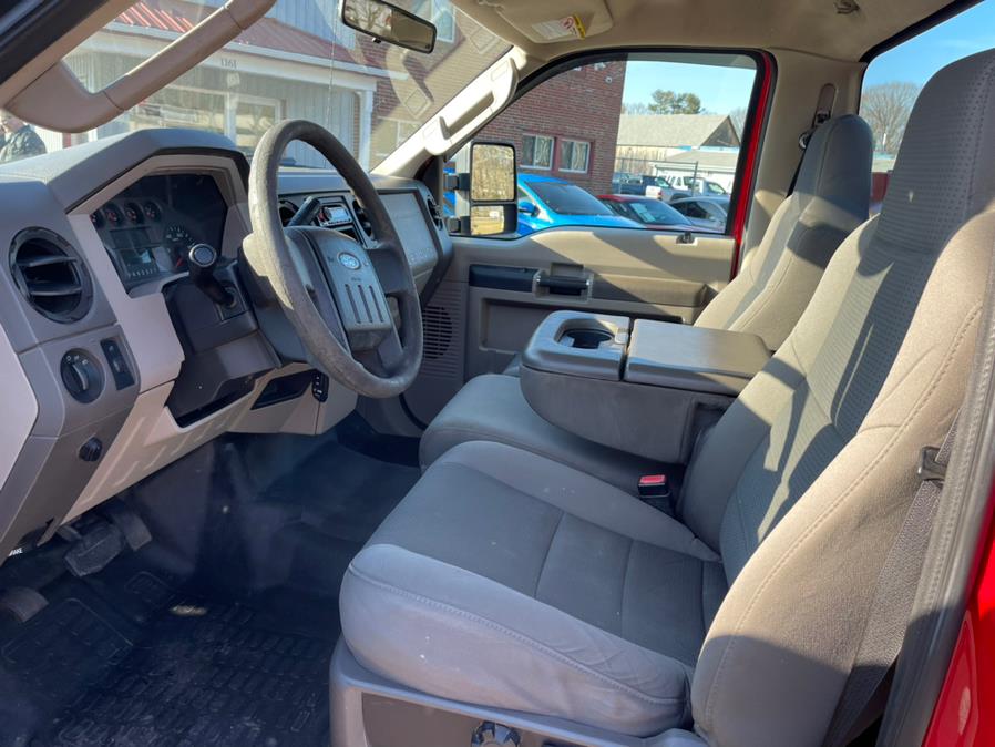 2010 Ford Super Duty F-350 SRW 4WD Reg Cab 137" XLT, available for sale in South Windsor, Connecticut | Mike And Tony Auto Sales, Inc. South Windsor, Connecticut 2010 Ford Super Duty F-350 SRW 4WD Reg Cab 137" XLT, available for sale in South Windsor, Connecticut | Mike And Tony Auto Sales, Inc. South Windsor, Connecticut