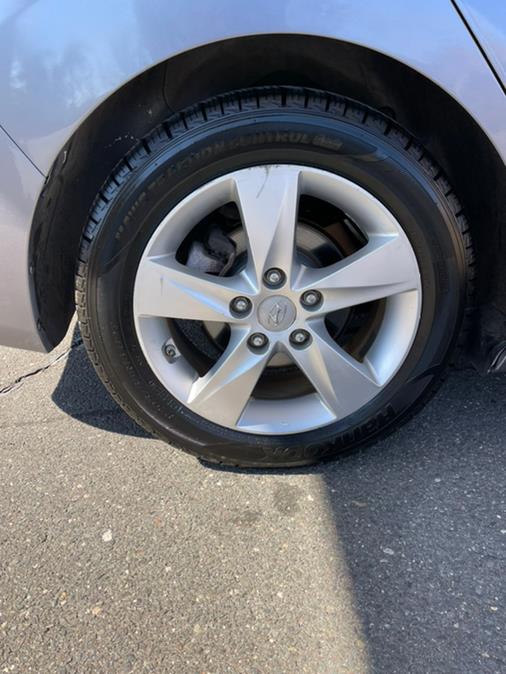 2013 Hyundai Elantra 4dr Sdn Auto GLS *Ltd Avail*, available for sale in New Britain, Connecticut | Supreme Automotive. New Britain, Connecticut 2013 Hyundai Elantra 4dr Sdn Auto GLS *Ltd Avail*, available for sale in New Britain, Connecticut | Supreme Automotive. New Britain, Connecticut