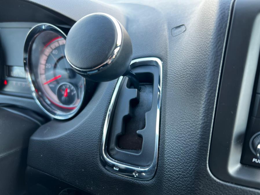 Used Dodge Grand Caravan SXT Wagon 2019 | Fairway Auto Sales. Hancock, Maine Used Dodge Grand Caravan SXT Wagon 2019 | Fairway Auto Sales. Hancock, Maine