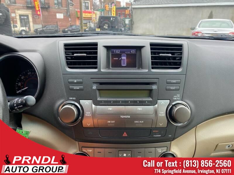 Used Toyota Highlander 4WD 4dr Sport 2008 | PRNDL Auto Group. Irvington, New Jersey Used Toyota Highlander 4WD 4dr Sport 2008 | PRNDL Auto Group. Irvington, New Jersey