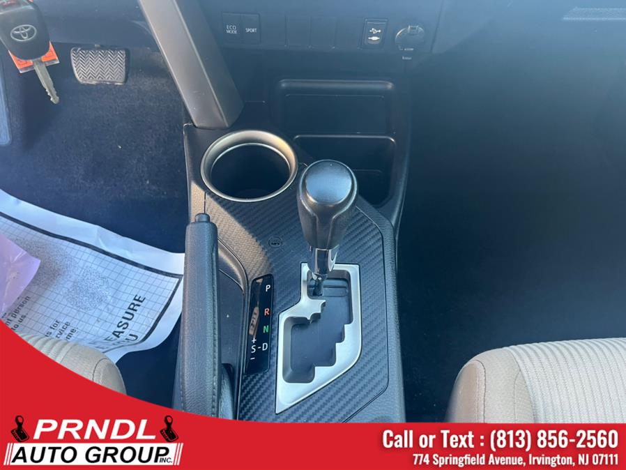 Used Toyota RAV4 AWD 4dr XLE (Natl) 2015 | PRNDL Auto Group. Irvington, New Jersey Used Toyota RAV4 AWD 4dr XLE (Natl) 2015 | PRNDL Auto Group. Irvington, New Jersey