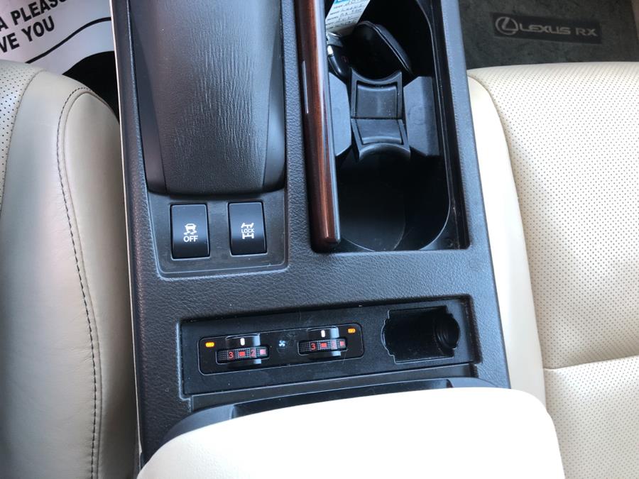 2015 Lexus RX 350 AWD 4dr w/NAV, available for sale in Waterbury, Connecticut | National Auto Brokers, Inc.. Waterbury, Connecticut 2015 Lexus RX 350 AWD 4dr w/NAV, available for sale in Waterbury, Connecticut | National Auto Brokers, Inc.. Waterbury, Connecticut