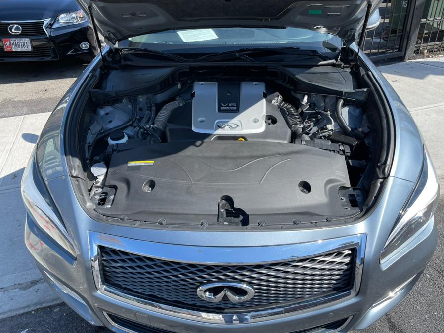 2018 INFINITI Q70 3.7 LUXE RWD, available for sale in Jamaica, New York | Sunrise Autoland. Jamaica, New York 2018 INFINITI Q70 3.7 LUXE RWD, available for sale in Jamaica, New York | Sunrise Autoland. Jamaica, New York