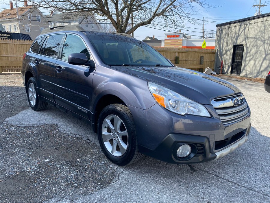 2014 Subaru Outback 4dr Wgn H4 Auto 2.5i Limited, available for sale in Peabody, Massachusetts | New Star Motors. Peabody, Massachusetts