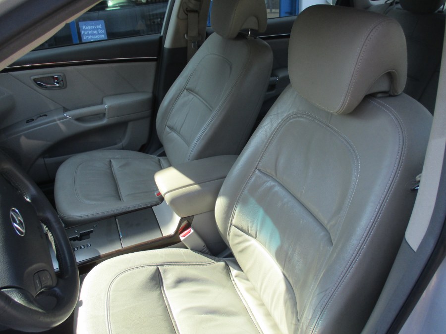 Used Hyundai Azera 4dr Sdn GLS 2011 | Cos Central Auto. Meriden, Connecticut Used Hyundai Azera 4dr Sdn GLS 2011 | Cos Central Auto. Meriden, Connecticut