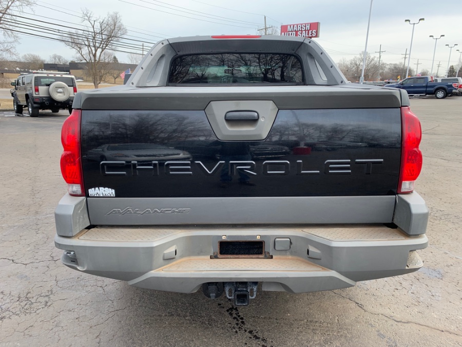 Used Chevrolet Avalanche 2500 5dr Crew Cab 130" WB 4WD 2002 | Marsh Auto Sales LLC. Ortonville, Michigan Used Chevrolet Avalanche 2500 5dr Crew Cab 130" WB 4WD 2002 | Marsh Auto Sales LLC. Ortonville, Michigan