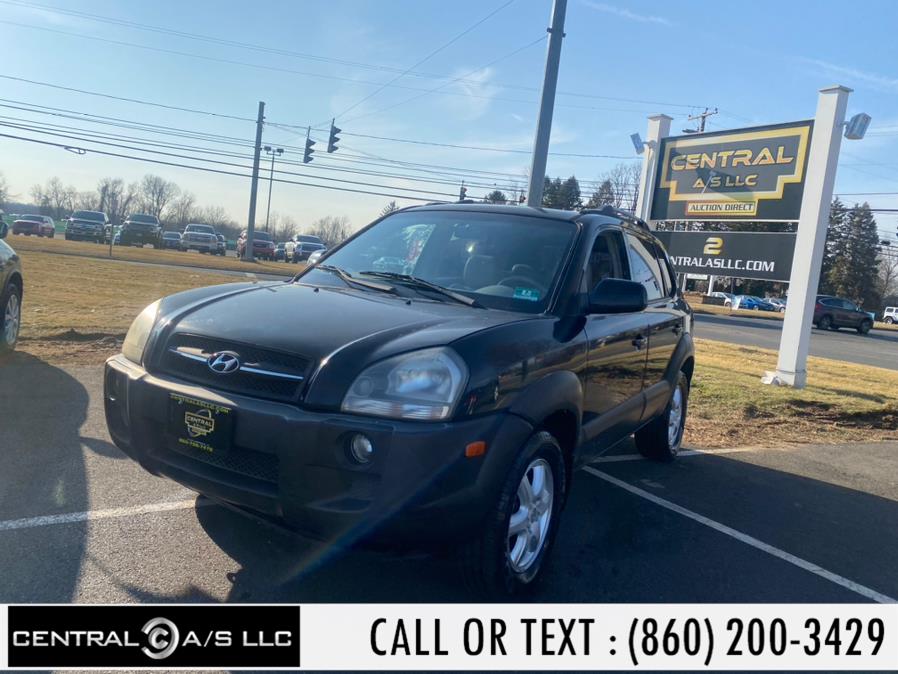 Used Hyundai Tucson 4dr GLS 4WD 2.7L V6 Auto 2005 | Central A/S LLC. East Windsor, Connecticut Used Hyundai Tucson 4dr GLS 4WD 2.7L V6 Auto 2005 | Central A/S LLC. East Windsor, Connecticut