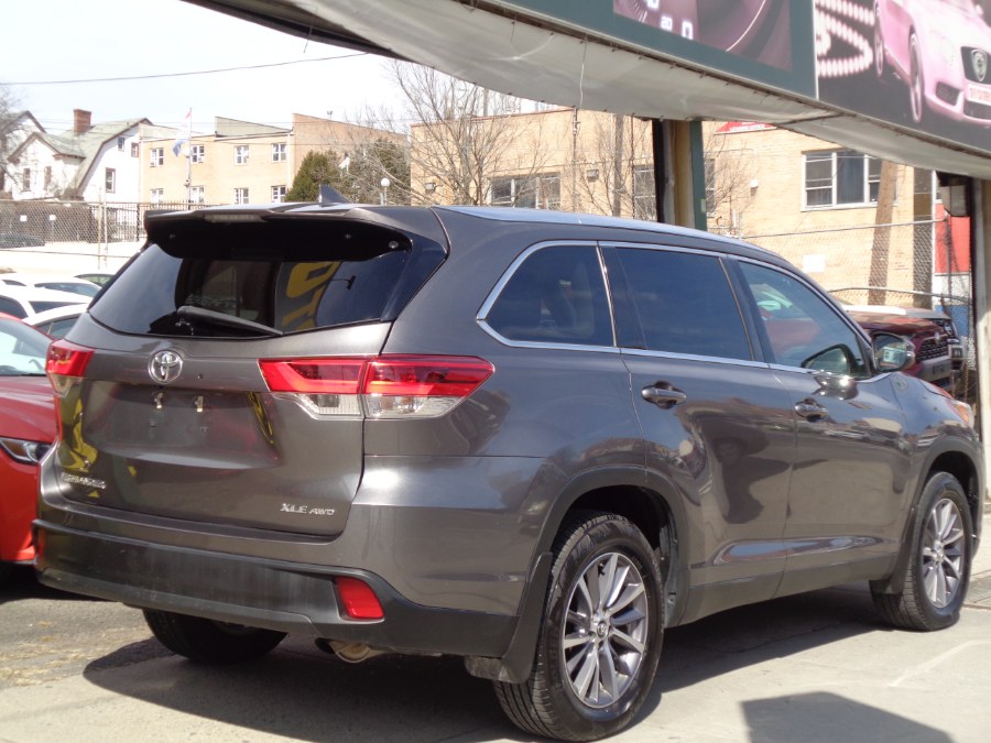 Used Toyota Highlander AWD XLE 2019 | Top Speed Motors LLC. Jamaica, New York Used Toyota Highlander AWD XLE 2019 | Top Speed Motors LLC. Jamaica, New York